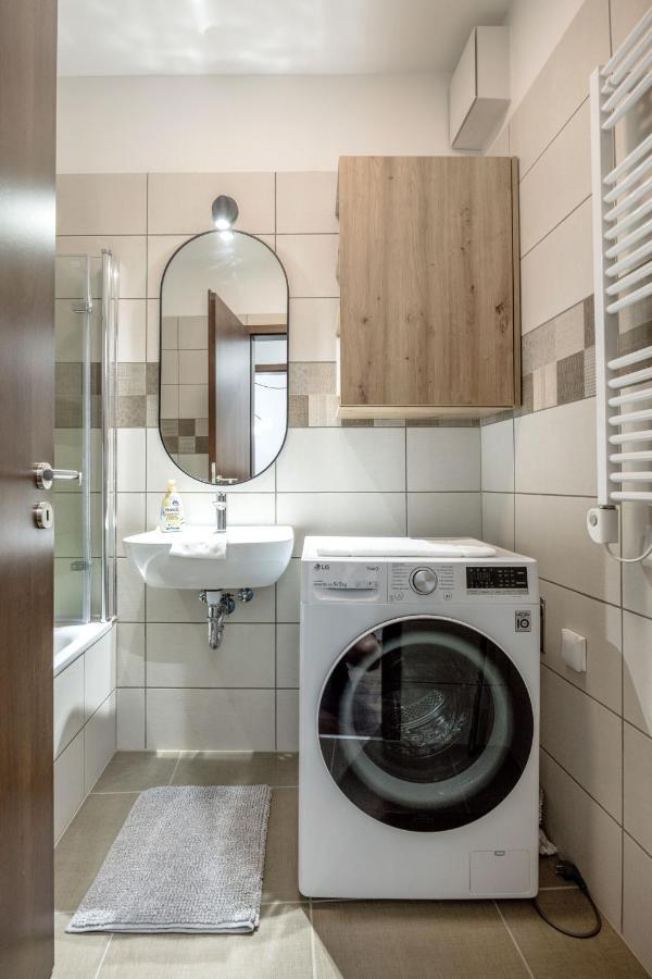 Walnut Tree Apartment ブダペスト エクステリア 写真